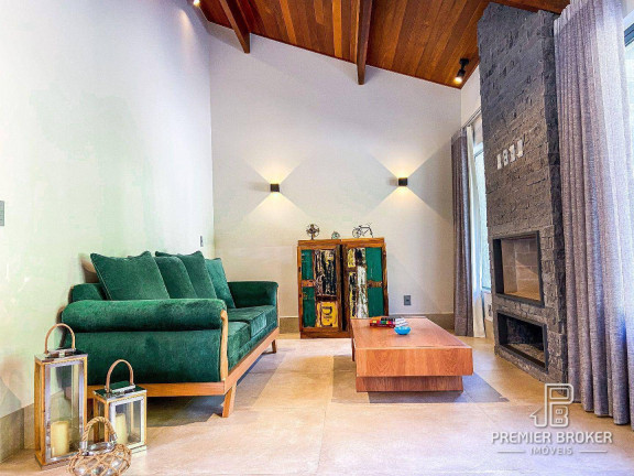 Imagem Casa com 4 Quartos à Venda, 260 m² em Comary - Teresópolis Imagem Casa com 4 Quartos à Venda, 260 m² em Comary - Teresópolis
