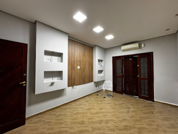 Imagem Sobrado com 5 Quartos à Venda, 286 m² em Canto Do Forte - Praia Grande Imagem Sobrado com 5 Quartos à Venda, 286 m² em Canto Do Forte - Praia Grande