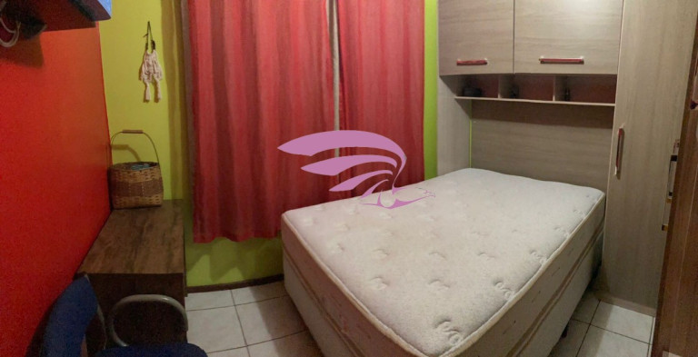 Imagem Casa com 3 Quartos à Venda, 75 m² em Boqueirão - Curitiba Imagem Casa com 3 Quartos à Venda, 75 m² em Boqueirão - Curitiba