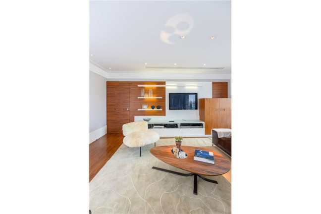 Imagem Apartamento com 3 Quartos à Venda, 633 m² em Moema - São Paulo