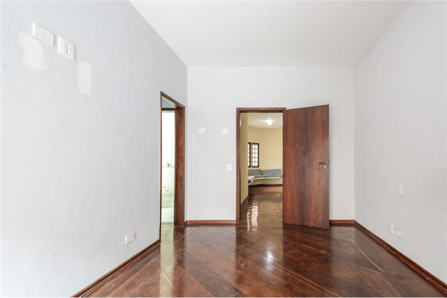 Imagem Casa com 4 Quartos à Venda, 280 m² em Vila Mariana - São Paulo Imagem Casa com 4 Quartos à Venda, 280 m² em Vila Mariana - São Paulo