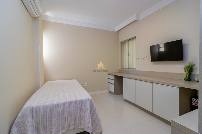 Imagem Imóvel com 4 Quartos à Venda, 112 m² em Centro - Balneário Camboriú