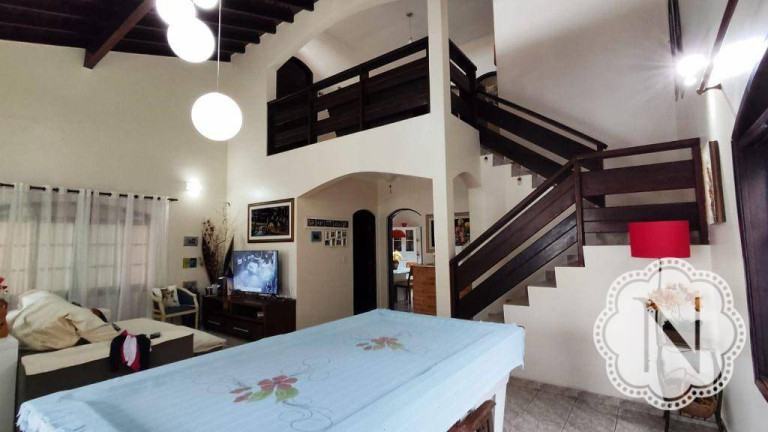 Imagem Sobrado com 3 Quartos à Venda, 270 m² em Jardim Suarão - Itanhaém Imagem Sobrado com 3 Quartos à Venda, 270 m² em Jardim Suarão - Itanhaém