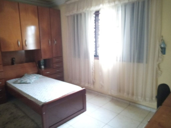 Imagem Sobrado com 3 Quartos à Venda, 290 m² em Cidade Edson - Suzano Imagem Sobrado com 3 Quartos à Venda, 290 m² em Cidade Edson - Suzano
