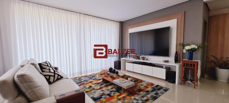 Imagem Casa com 3 Quartos à Venda, 200 m² em Corrego Grande - Florianópolis