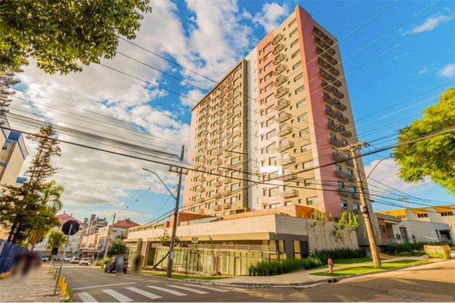 Imóvel com 2 Quartos à Venda,  em Passo Da Areia - Porto Alegre