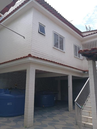 Imagem Casa com 3 Quartos à Venda, 240 m² em Centro - São João De Meriti