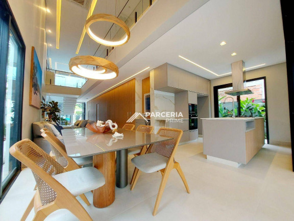 Imagem Casa com 6 Quartos à Venda, 391 m² em Riviera Módulo 16 - Bertioga Imagem Casa com 6 Quartos à Venda, 391 m² em Riviera Módulo 16 - Bertioga