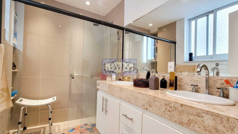 Imagem Apartamento com 3 Quartos à Venda, 170 m² em Copacabana - Rio De Janeiro
