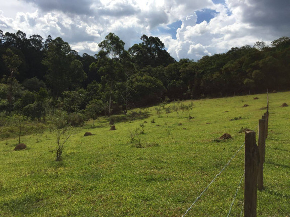 Imagem Chácara à Venda, 20 m² em Agudo Dos Frias - Bragança Paulista Imagem Chácara à Venda, 20 m² em Agudo Dos Frias - Bragança Paulista
