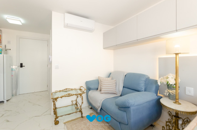 Imagem Imóvel com 1 Quarto à Venda, 25 m² em Rio Branco - Porto Alegre