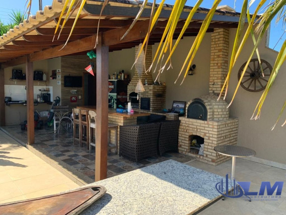 Imagem Casa com 3 Quartos à Venda, 250 m² em Nova Guarapari - Guarapari