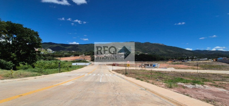 Imagem Terreno à Venda, 360 m² em Itapetinga - Atibaia
