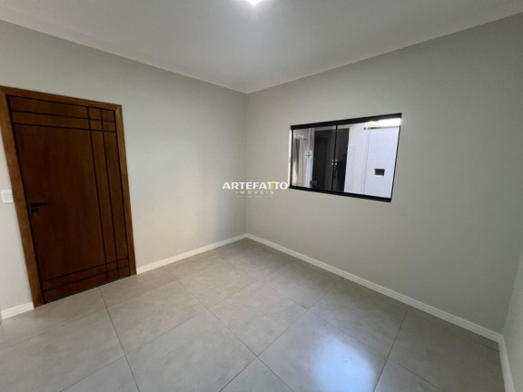 Imagem Casa com 3 Quartos à Venda, 200 m² Imagem Casa com 3 Quartos à Venda, 200 m²