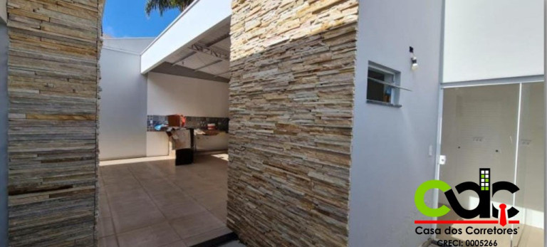 Imagem Sobrado com 3 Quartos à Venda, 221 m² em Jardim Das Hortênsias - Poços De Caldas Imagem Sobrado com 3 Quartos à Venda, 221 m² em Jardim Das Hortênsias - Poços De Caldas