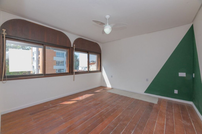 Imagem Cobertura com 6 Quartos à Venda, 554 m² em Santa Cecília - Porto Alegre Imagem Cobertura com 6 Quartos à Venda, 554 m² em Santa Cecília - Porto Alegre