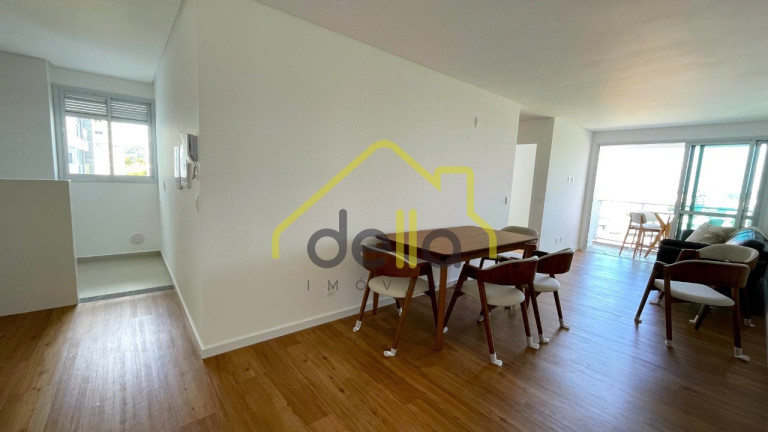 Imagem Imóvel com 2 Quartos à Venda, 75 m² em Centro - Joinville
