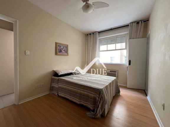 Imagem Apartamento com 2 Quartos à Venda, 136 m² em Aparecida - Santos