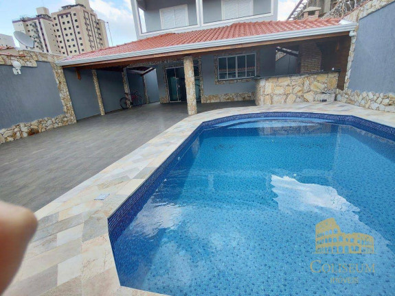 Sobrado com 5 Quartos à Venda, 250 m² em Balneário Flórida - Praia Grande