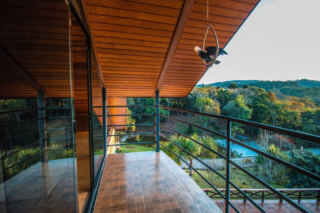 Imagem Chácara com 8 Quartos à Venda, 34.000 m² em Bateias - Campo Largo Imagem Chácara com 8 Quartos à Venda, 34.000 m² em Bateias - Campo Largo