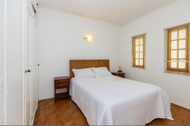 Imagem Casa com 7 Quartos à Venda, em Granja Julieta - São Paulo Imagem Casa com 7 Quartos à Venda, em Granja Julieta - São Paulo