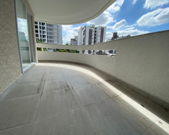 Imagem Imóvel com 3 Quartos à Venda, 208 m² em América - Joinville