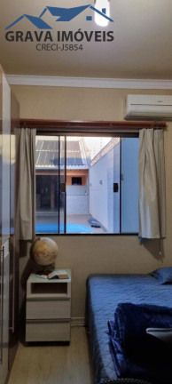 Imagem Casa com 3 Quartos à Venda, 249 m² em Vila Santa Izabel - Maringá Imagem Casa com 3 Quartos à Venda, 249 m² em Vila Santa Izabel - Maringá
