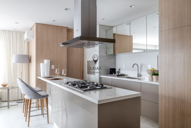 Imagem Apartamento com 3 Quartos à Venda,  em Centro - Balneário Camboriú