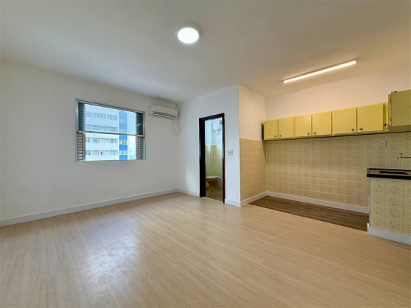Imagem Kitnet à Venda, 25 m² em Boqueirao - Praia Grande Imagem Kitnet à Venda, 25 m² em Boqueirao - Praia Grande