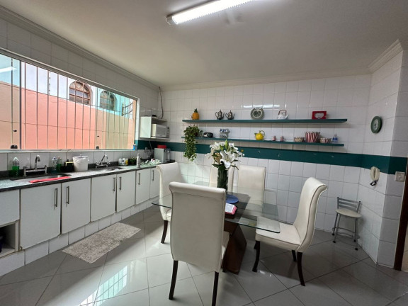 Imagem Casa com 3 Quartos à Venda, 420 m² em Castelo - Belo Horizonte Imagem Casa com 3 Quartos à Venda, 420 m² em Castelo - Belo Horizonte