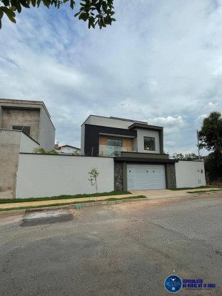 Imagem Sobrado com 4 Quartos à Venda, 224 m² em Jardim América - Goiânia Imagem Sobrado com 4 Quartos à Venda, 224 m² em Jardim América - Goiânia