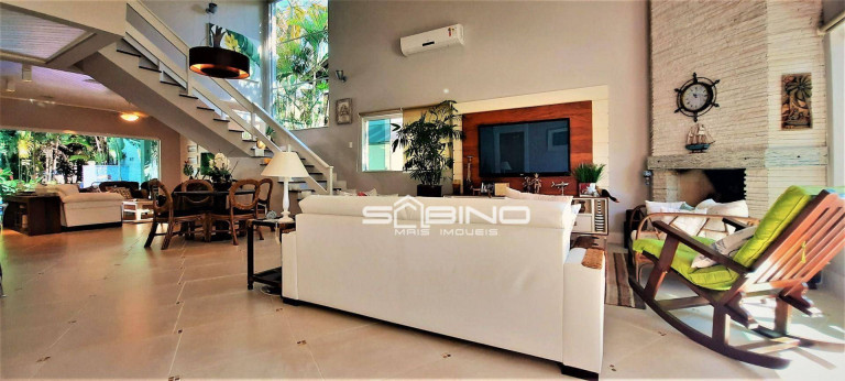 Imagem Casa com 5 Quartos à Venda, 329 m² em Riviera De São Lourenço - Bertioga Imagem Casa com 5 Quartos à Venda, 329 m² em Riviera De São Lourenço - Bertioga