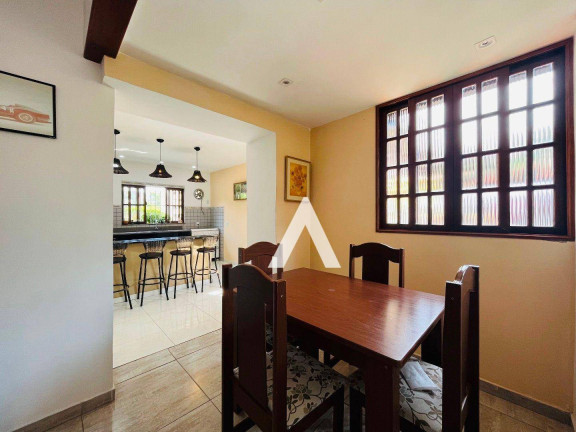 Imagem Casa com 3 Quartos à Venda, 200 m² em Bom Retiro - Teresópolis Imagem Casa com 3 Quartos à Venda, 200 m² em Bom Retiro - Teresópolis