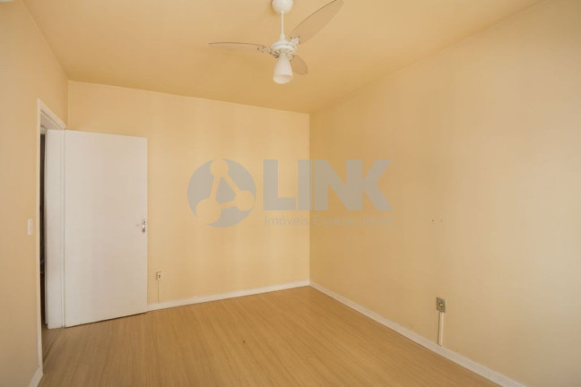 Imagem Apartamento com 2 Quartos à Venda, 56 m² em Cidade Baixa - Porto Alegre Imagem Apartamento com 2 Quartos à Venda, 56 m² em Cidade Baixa - Porto Alegre