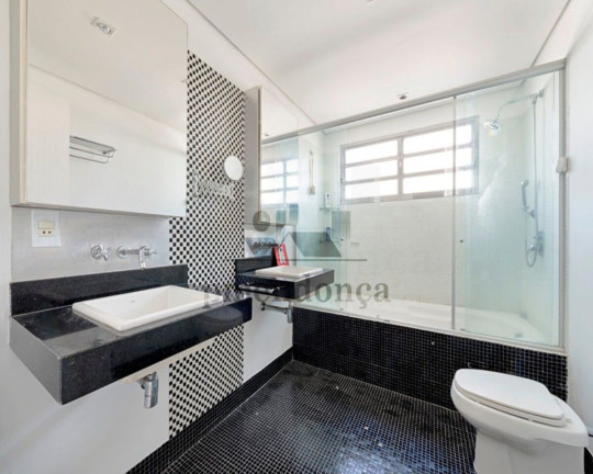 Imagem Apartamento com 3 Quartos à Venda, 212 m² em Higienópolis - São Paulo Imagem Apartamento com 3 Quartos à Venda, 212 m² em Higienópolis - São Paulo