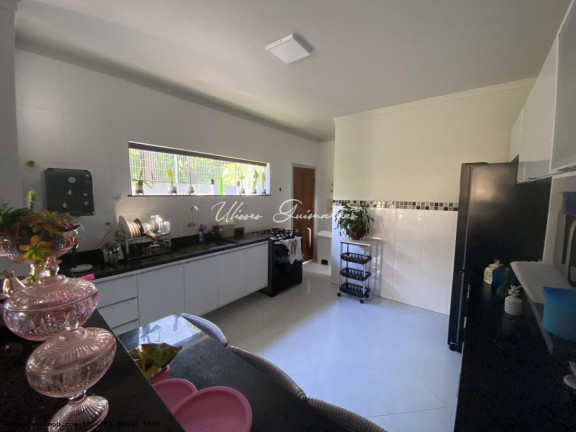 Imagem Casa com 5 Quartos à Venda, 280 m² em Busca Vida (abrantes) - Camaçari Imagem Casa com 5 Quartos à Venda, 280 m² em Busca Vida (abrantes) - Camaçari