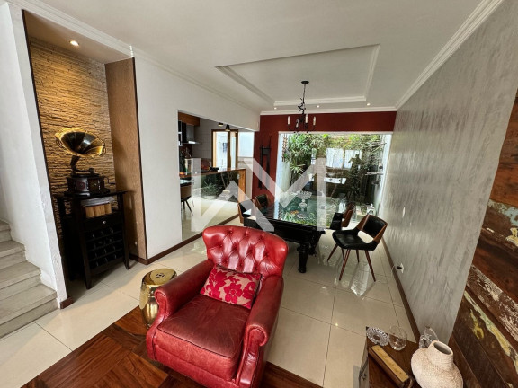 Imagem Casa com 4 Quartos à Venda, 200 m² em Santo Amaro - São Paulo Imagem Casa com 4 Quartos à Venda, 200 m² em Santo Amaro - São Paulo