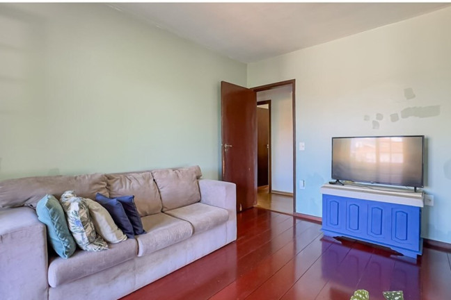 Imagem Casa com 5 Quartos à Venda, 208 m² em Parque Dos Maias - Porto Alegre Imagem Casa com 5 Quartos à Venda, 208 m² em Parque Dos Maias - Porto Alegre