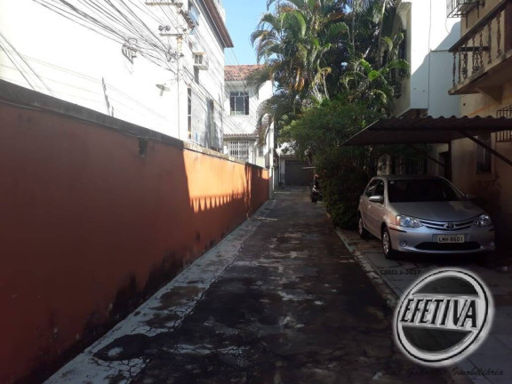 Imagem Sobrado com 3 Quartos à Venda, 234 m² em São Cristóvão - Rio De Janeiro Imagem Sobrado com 3 Quartos à Venda, 234 m² em São Cristóvão - Rio De Janeiro