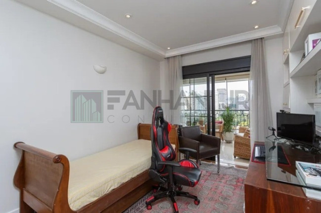 Imagem Imóvel com 4 Quartos à Venda, 315 m² em Jardim Europa - São Paulo Imagem Imóvel com 4 Quartos à Venda, 315 m² em Jardim Europa - São Paulo