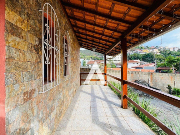 Imagem Casa com 4 Quartos à Venda, 398 m² em Vale Do Paraíso - Teresópolis Imagem Casa com 4 Quartos à Venda, 398 m² em Vale Do Paraíso - Teresópolis