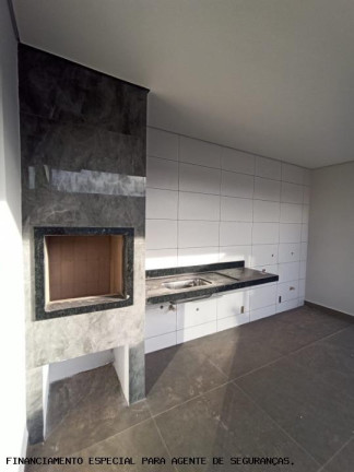 Imagem Casa com 2 Quartos à Venda, 125 m² em Parque Avenida - Maringá Imagem Casa com 2 Quartos à Venda, 125 m² em Parque Avenida - Maringá
