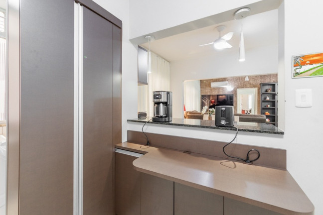 Imagem Apartamento com 3 Quartos à Venda, 117 m² em Cidade Baixa - Porto Alegre Imagem Apartamento com 3 Quartos à Venda, 117 m² em Cidade Baixa - Porto Alegre