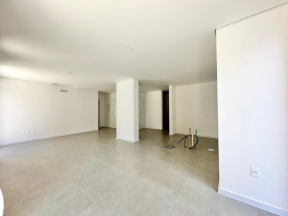 Imagem Casa com 4 Quartos à Venda, 246 m² em Navegantes - Capao Da Canoa Imagem Casa com 4 Quartos à Venda, 246 m² em Navegantes - Capao Da Canoa