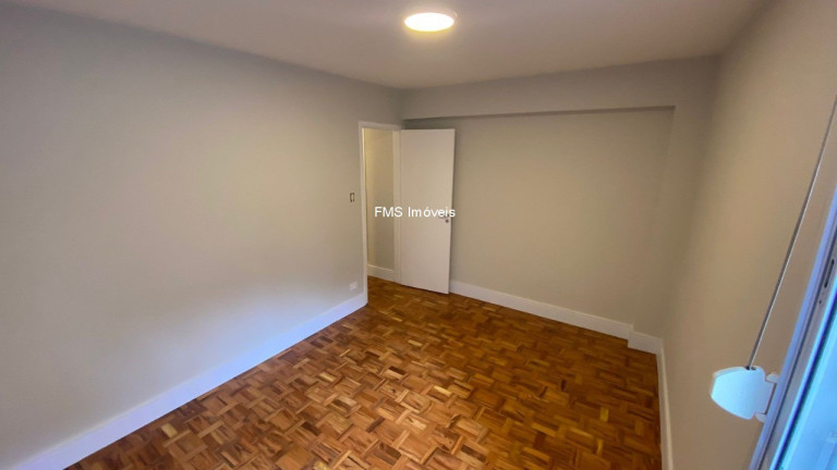 Imagem Imóvel com 2 Quartos à Venda, 80 m² em Moema - São Paulo Imagem Imóvel com 2 Quartos à Venda, 80 m² em Moema - São Paulo