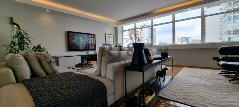 Imagem Apartamento com 4 Quartos à Venda, 225 m² em Itaim Bibi - São Paulo Imagem Apartamento com 4 Quartos à Venda, 225 m² em Itaim Bibi - São Paulo