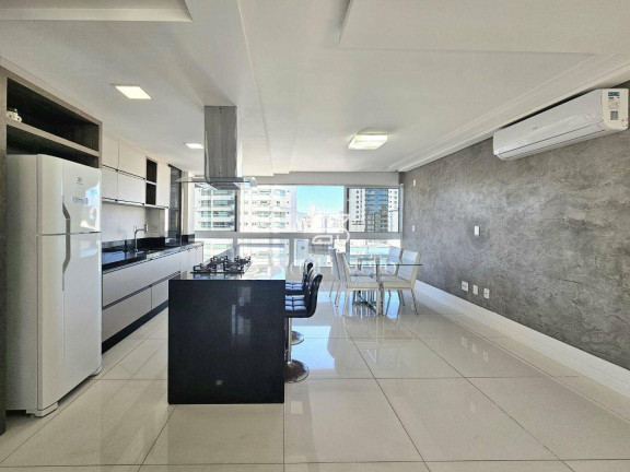 Imagem Apartamento com 3 Quartos à Venda, 134 m² em 2 Quadra Norte - Balneário Camboriú Imagem Apartamento com 3 Quartos à Venda, 134 m² em 2 Quadra Norte - Balneário Camboriú