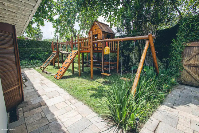 Imagem Casa com 8 Quartos à Venda, 512 m² em Balneário Praia Do Pernambuco - Guarujá Imagem Casa com 8 Quartos à Venda, 512 m² em Balneário Praia Do Pernambuco - Guarujá