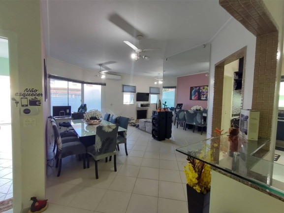 Imagem Casa com 3 Quartos à Venda, 260 m² em Parque Turistico - Peruíbe Imagem Casa com 3 Quartos à Venda, 260 m² em Parque Turistico - Peruíbe