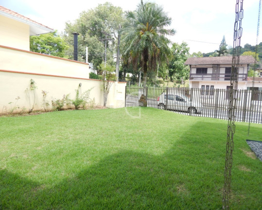 Imagem Casa com 4 Quartos à Venda, 206 m² em América - Joinville